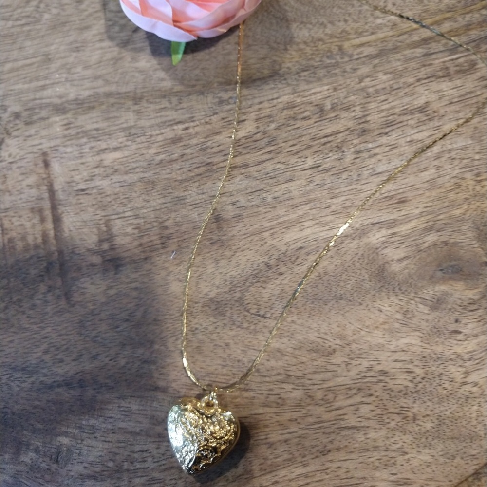 Necklace - Picture 3 of 3